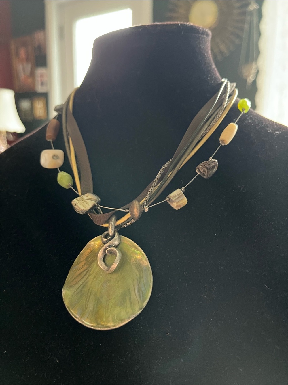 Chico’s Y2K Earthy Fairycore Woodland Boho Green Shell Brown Pendant Necklace